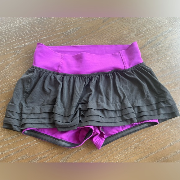 Lululemon Black/purple Run Pace Setter
Skirt Skort Built-in Shorts Pleated
Size4 - Picture 1 of 6